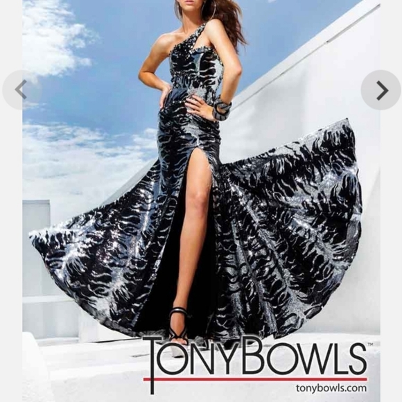 Tony Bowls evening Mermaid dress size 0 - Picture 3 of 7